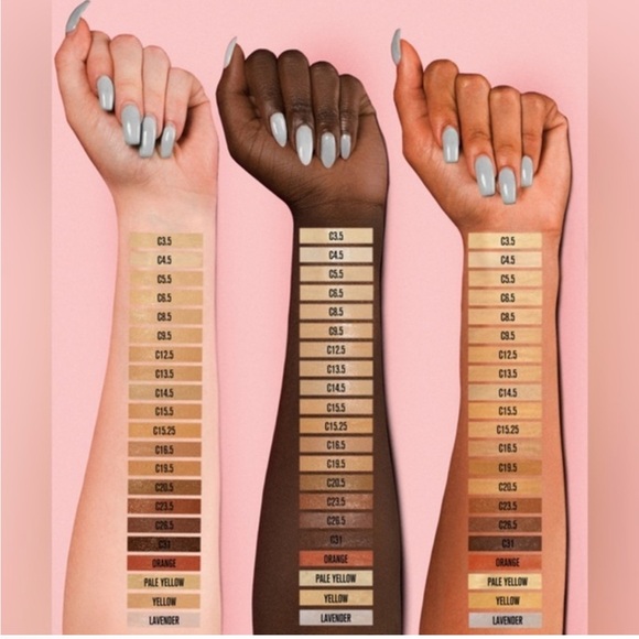 C6.5 NIB ⭐️Jeffree Star⭐️ Magic Star Concealer Light skin with yellow undertones - Picture 3 of 4